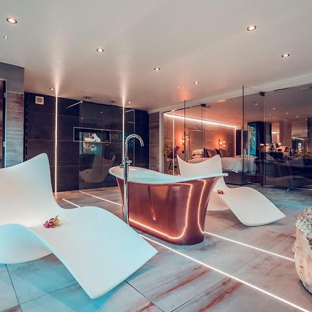Aphrodites Group - Luxury Hot Tub Suites In Central Lake District! باونيس أون وينديرمير المظهر الخارجي الصورة
