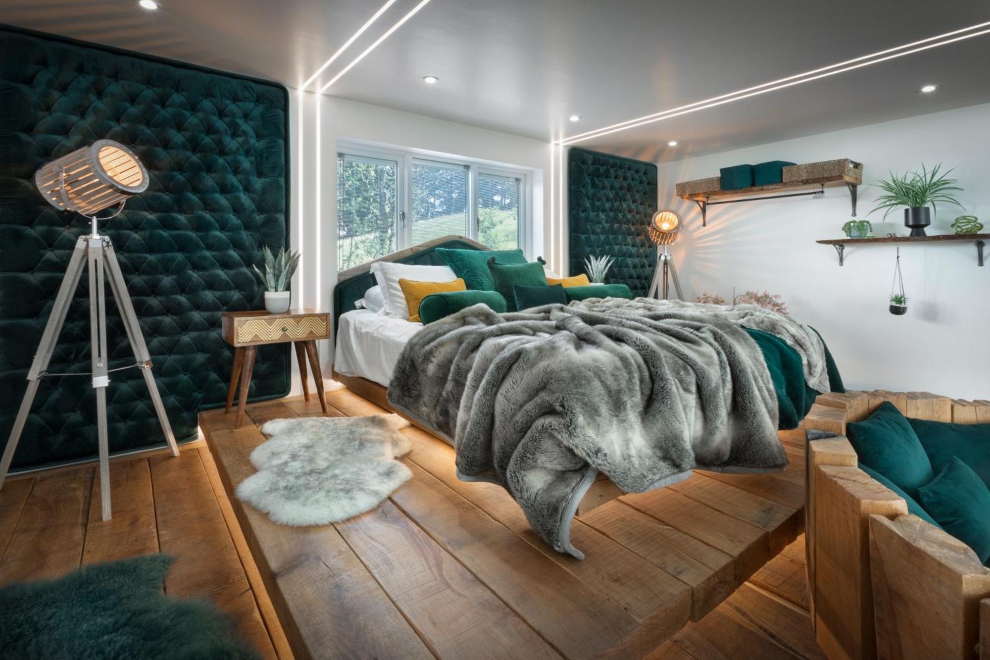 Aphrodites Group - Luxury Hot Tub Suites In Central Lake District! باونيس أون وينديرمير المظهر الخارجي الصورة