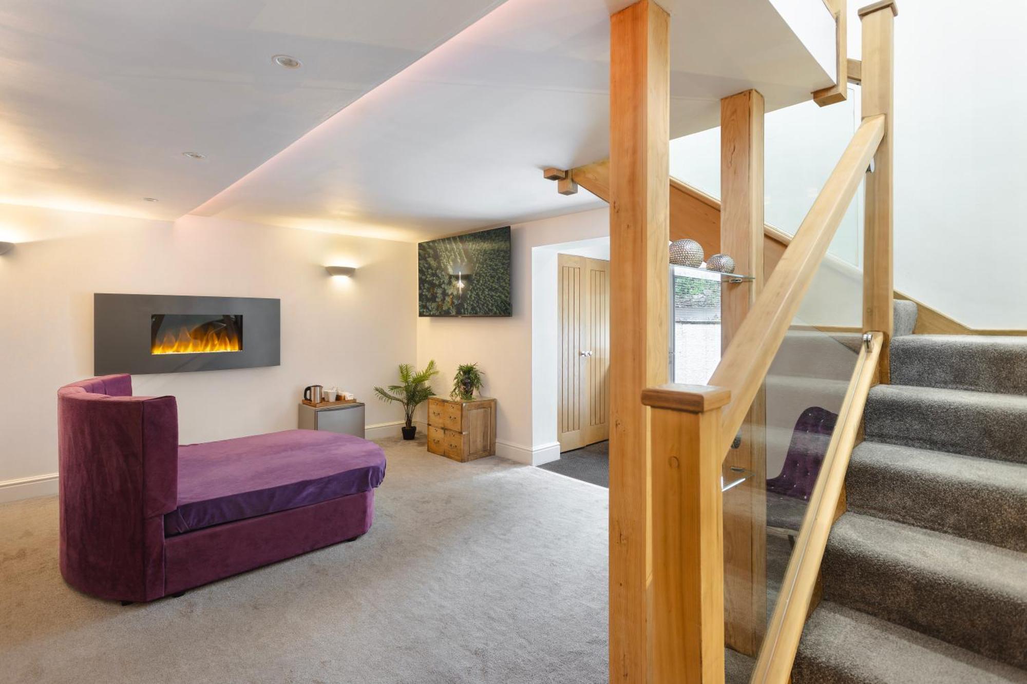 Aphrodites Group - Luxury Hot Tub Suites In Central Lake District! باونيس أون وينديرمير المظهر الخارجي الصورة