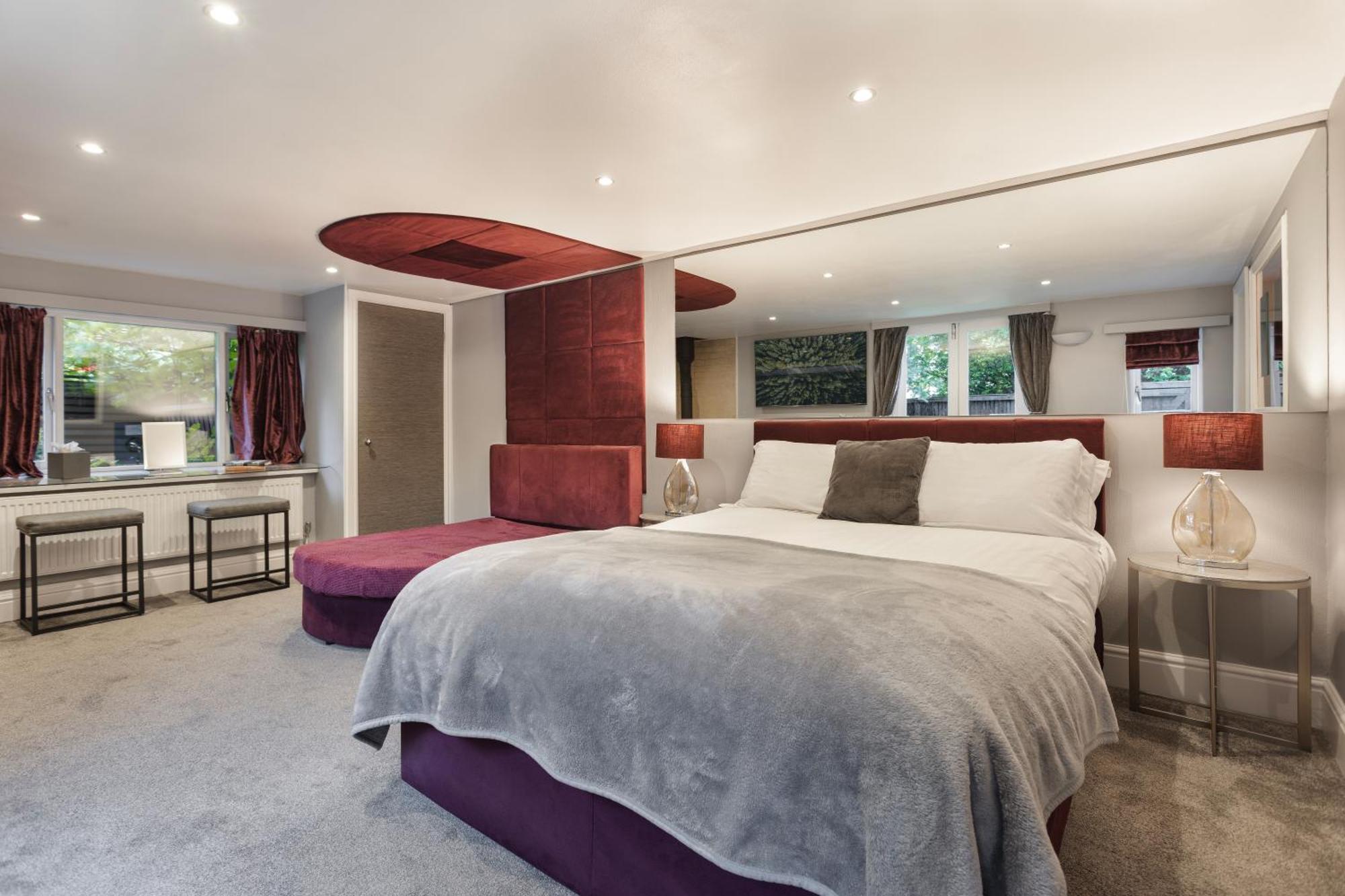 Aphrodites Group - Luxury Hot Tub Suites In Central Lake District! باونيس أون وينديرمير المظهر الخارجي الصورة